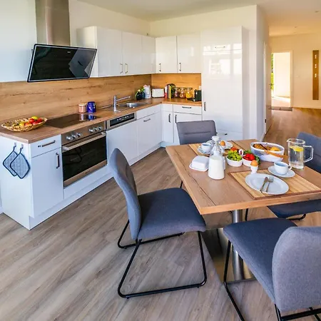 Lägenhet Hangar 19 Geraeumiges Mit Garten H4w1 Schwerin (Mecklenburg-Vorpommern)